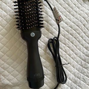 Hair dryer brush